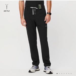 Figs Men’s black scrub pant. Size medium-short. Slim Cairo.